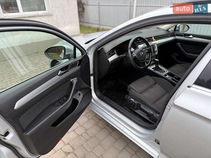 Универсал Volkswagen Passat 2015 в Виннице фото 15 Универсал Volkswagen Passat 2015 в Виннице