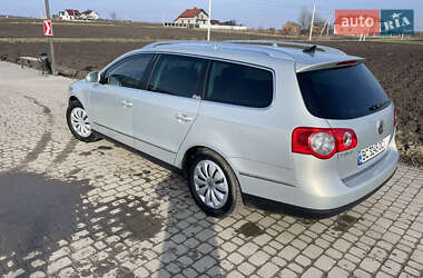 Универсал Volkswagen Passat 2009 в Самборе