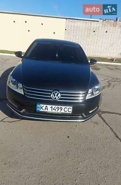 Седан Volkswagen Passat 2012 в Дніпрі