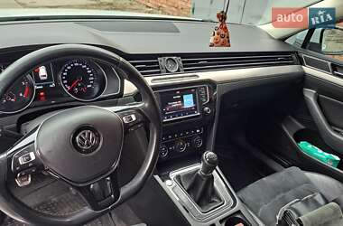 Универсал Volkswagen Passat 2016 в 