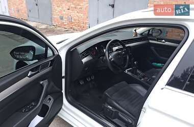 Универсал Volkswagen Passat 2016 в 