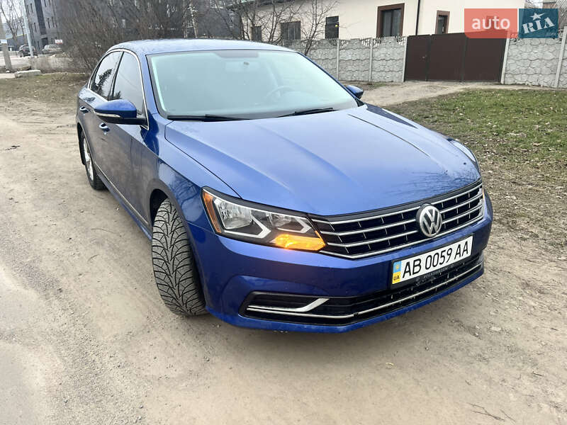 Седан Volkswagen Passat 2017 в Вінниці