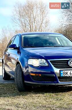 Седан Volkswagen Passat 2006 в Нетішині