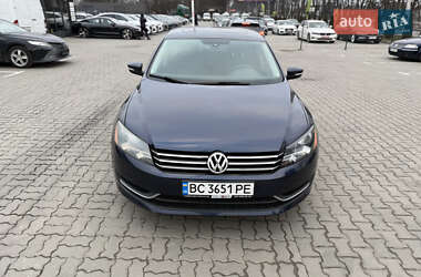 Седан Volkswagen Passat 2012 в Львові