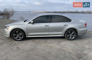 Седан Volkswagen Passat 2013 в Дніпрі