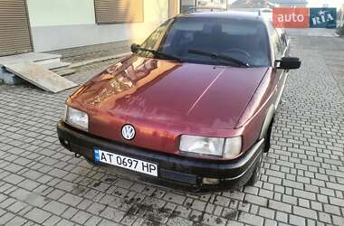 Універсал Volkswagen Passat 1993 в Івано-Франківську