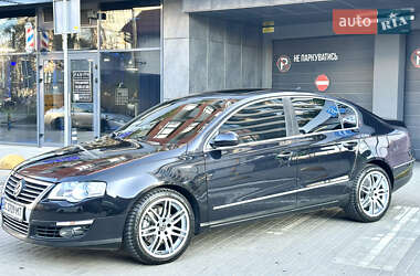 Седан Volkswagen Passat 2010 в Львові