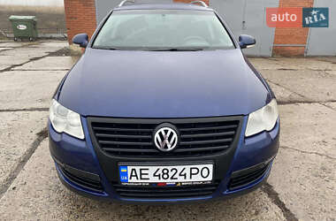 Універсал Volkswagen Passat 2007 в Зміїві