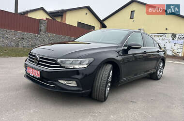 Седан Volkswagen Passat 2021 в Вінниці