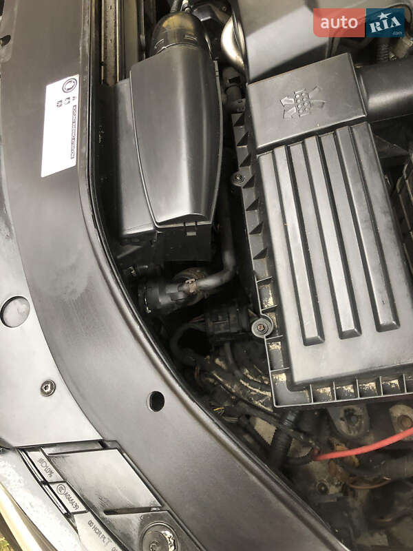 Универсал Volkswagen Passat 2014 в Киеве