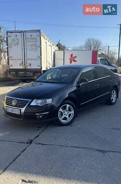 Седан Volkswagen Passat 2007 в Стрые