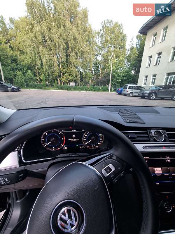 Седан Volkswagen Passat 2018 в Тернополе фото 8 Седан Volkswagen Passat 2018 в Тернополе