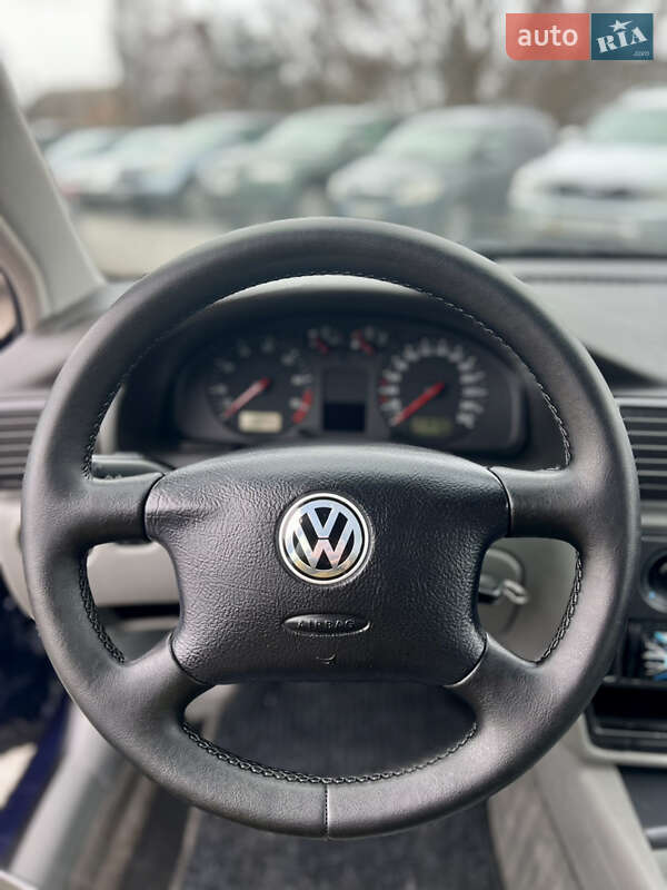 Универсал Volkswagen Passat 2000 в Виннице