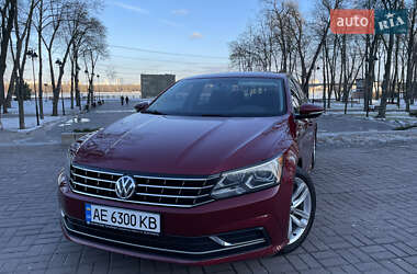 Седан Volkswagen Passat 2016 в Києві