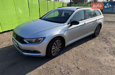 Універсал Volkswagen Passat 2015 в 