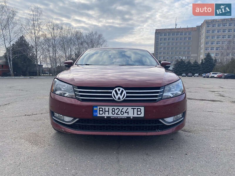 Седан Volkswagen Passat 2015 в Одессе