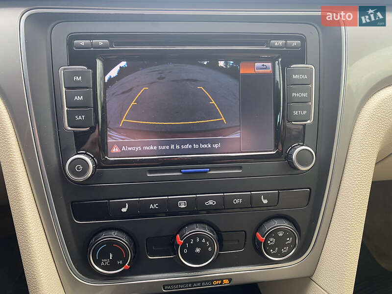 Седан Volkswagen Passat 2015 в Одессе