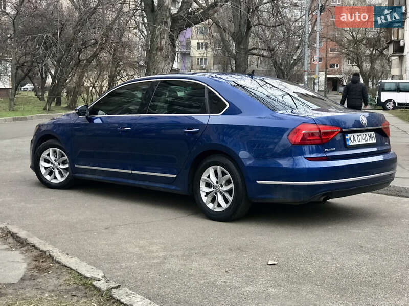 Седан Volkswagen Passat 2016 в Киеве