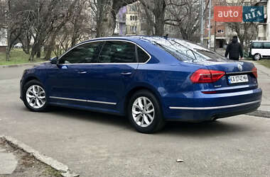 Седан Volkswagen Passat 2016 в Києві