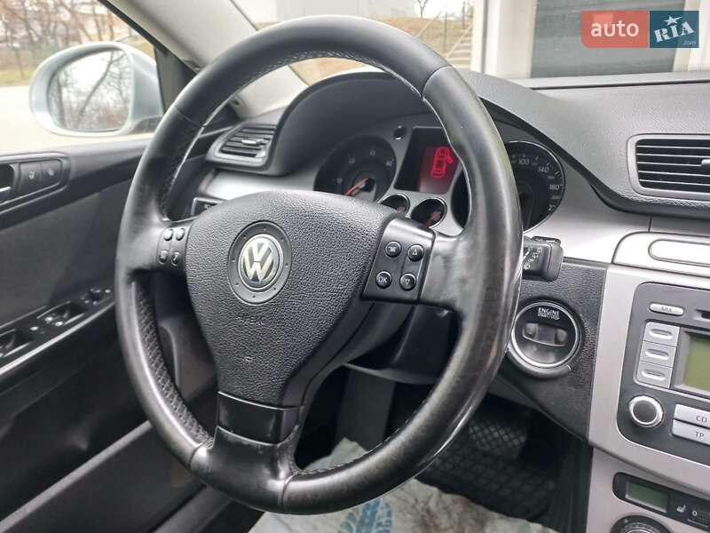 Универсал Volkswagen Passat 2007 в Луцке