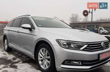 Универсал Volkswagen Passat 2017 в Нововолынске