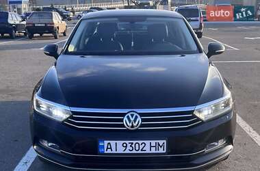 Седан Volkswagen Passat 2018 в Києві