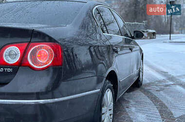 Седан Volkswagen Passat 2006 в Звягелі