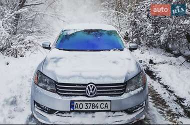 Седан Volkswagen Passat 2012 в Перечині