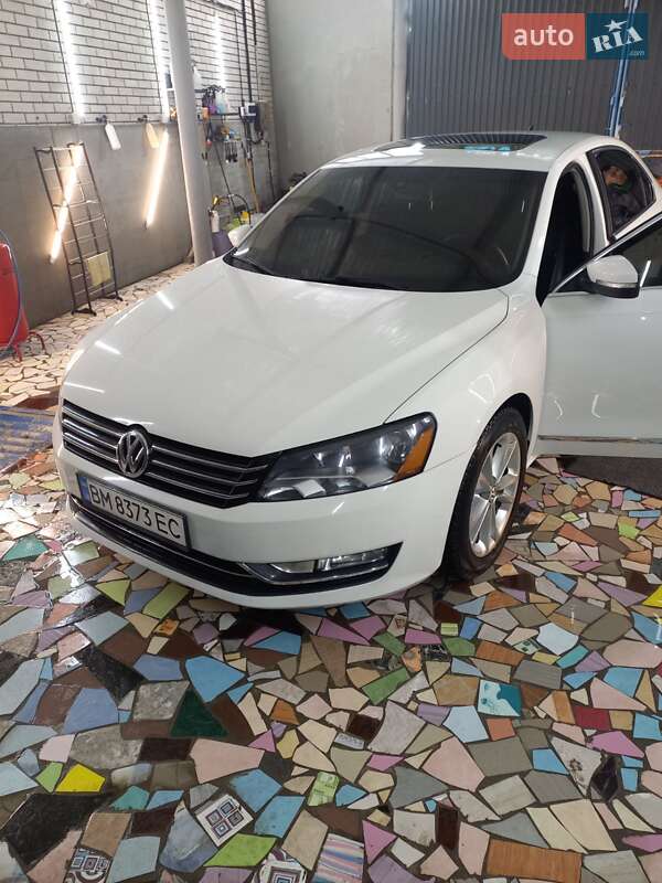 Седан Volkswagen Passat 2014 в Конотопе