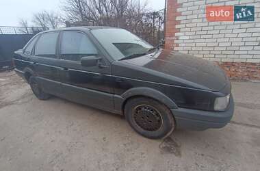 Седан Volkswagen Passat 1989 в Чернигове