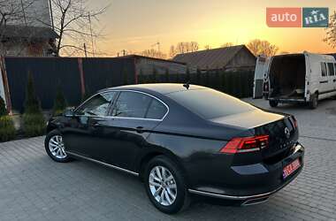 Седан Volkswagen Passat 2020 в Львове