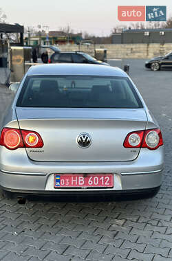 Седан Volkswagen Passat 2005 в Тернополе