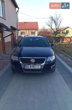 Универсал Volkswagen Passat 2006 в Хырове