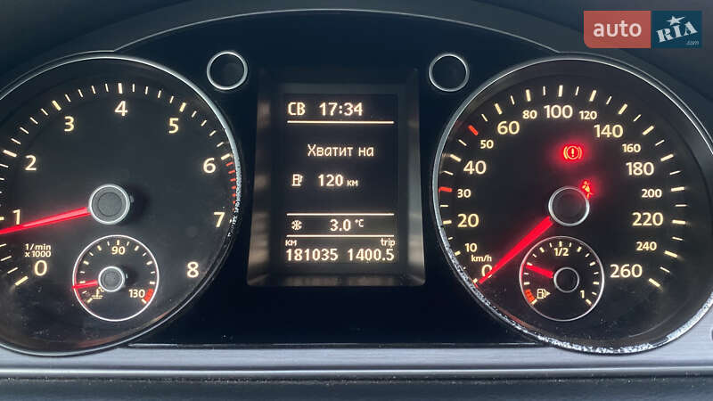 Універсал Volkswagen Passat 2011 в Мукачевому