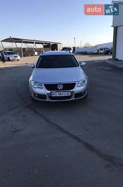 Универсал Volkswagen Passat 2010 в 