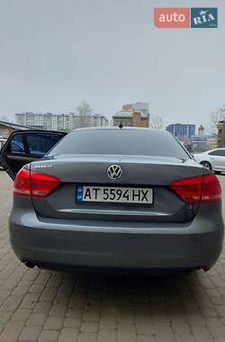 Седан Volkswagen Passat 2014 в Ивано-Франковске