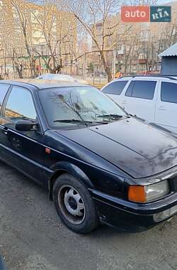 Седан Volkswagen Passat 1991 в Києві