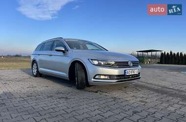 Універсал Volkswagen Passat 2015 в Тячеві