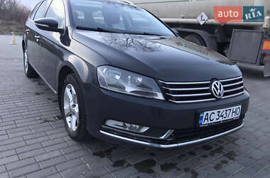 Універсал Volkswagen Passat 2012 в Червонограді