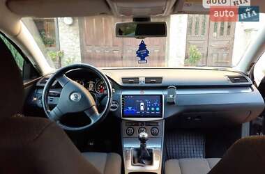 Седан Volkswagen Passat 2009 в Львове