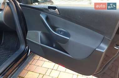 Седан Volkswagen Passat 2009 в 