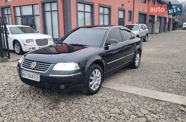 Седан Volkswagen Passat 2004 в Тячеві