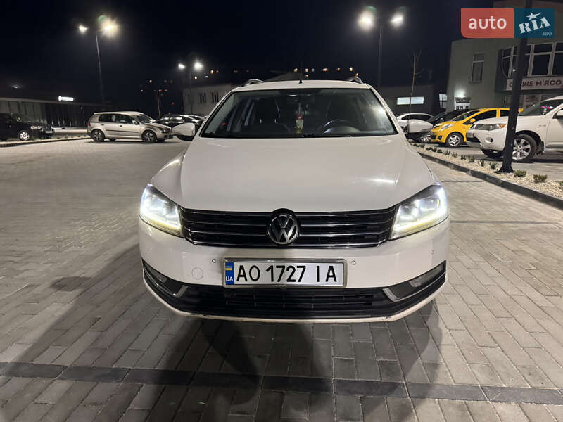 Универсал Volkswagen Passat 2011 в Ужгороде