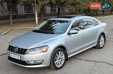 Седан Volkswagen Passat 2012 в Дніпрі