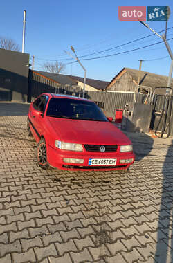 Седан Volkswagen Passat 1995 в 