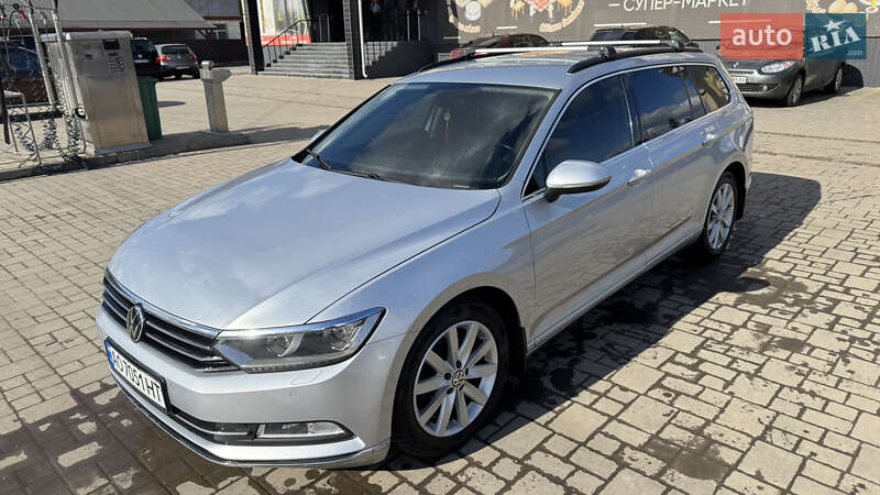 Универсал Volkswagen Passat 2017 в Ужгороде