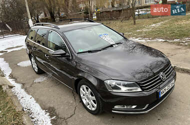 Универсал Volkswagen Passat 2011 в Калуше