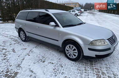 Універсал Volkswagen Passat 2001 в Дунаївцях