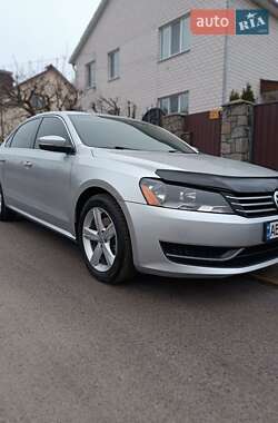 Седан Volkswagen Passat 2014 в Виннице