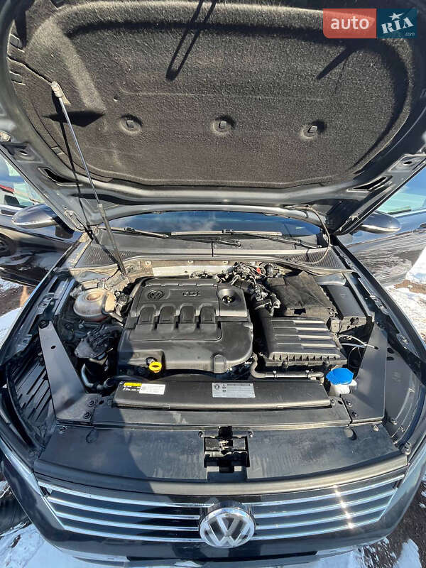 Седан Volkswagen Passat 2017 в Прилуках